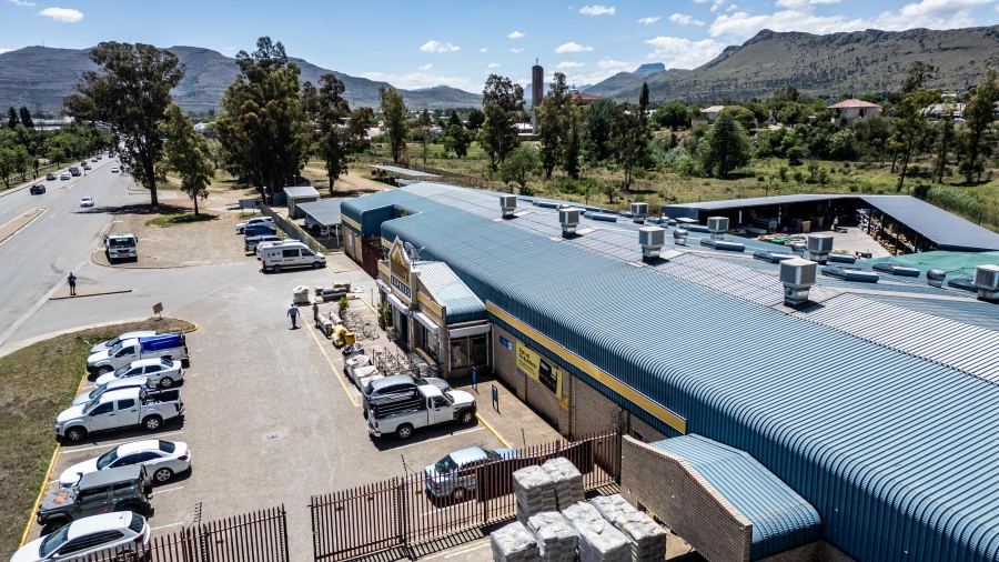 To Let commercial Property for Rent in Komani Park Eastern Cape